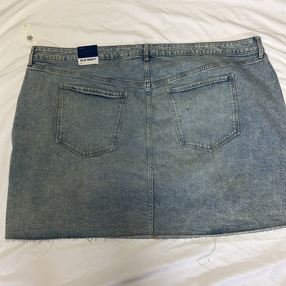 Old Navy Light Blue High-Rise Denim - Picture 2 of 7